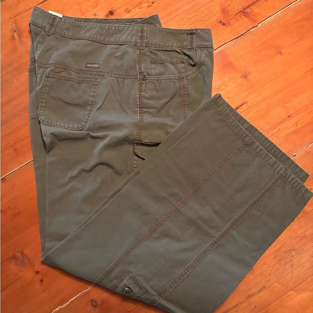 Woolrich Women’s Cargo Olive Green Pants